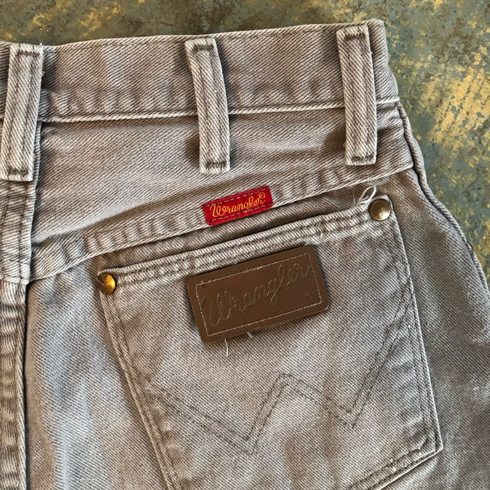 Vintage Wrangler cutoff shorts